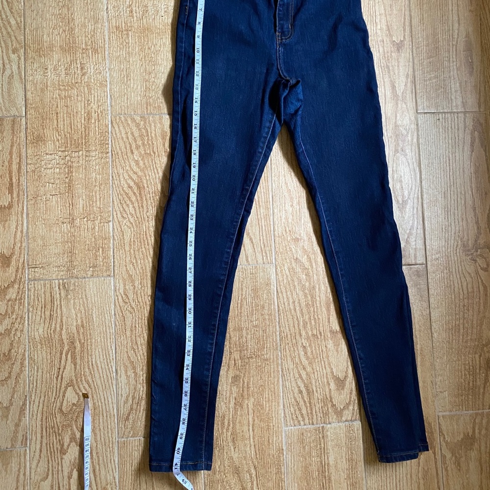 Dark Wash High Waisted Jeans - Picture 3 of 6